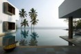 /album/arquitetura-paisagista/infinity-pool-overlooking-sea-582x389-jpg/